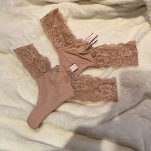 NWT Victoria secret thong (2 pairs)